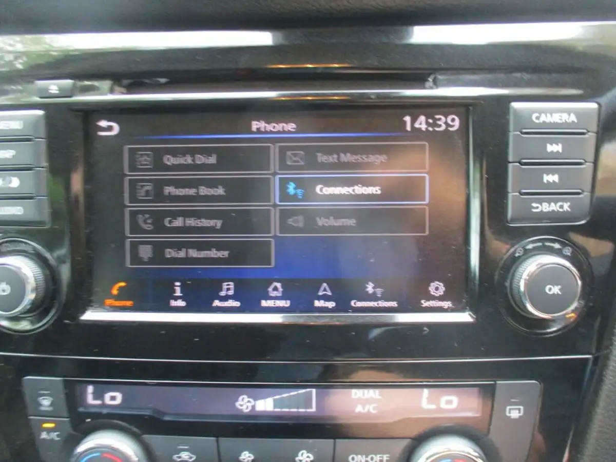 2020-nissan-qashqai-13-dig-t-acenta-premium-140ps-big-30