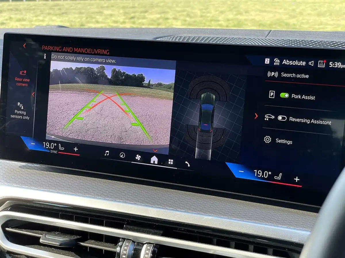 2024-bmw-i4-e-edrive40-m-sport-pro-packtech-pack-big-33
