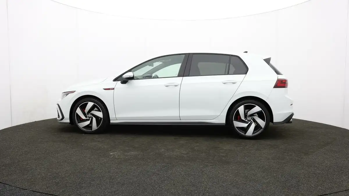 2024-volkswagen-golf-20-tsi-gti-245ps-big-63
