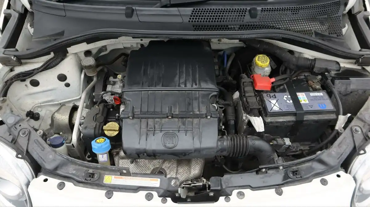 2018-fiat-500-12-lounge-big-18