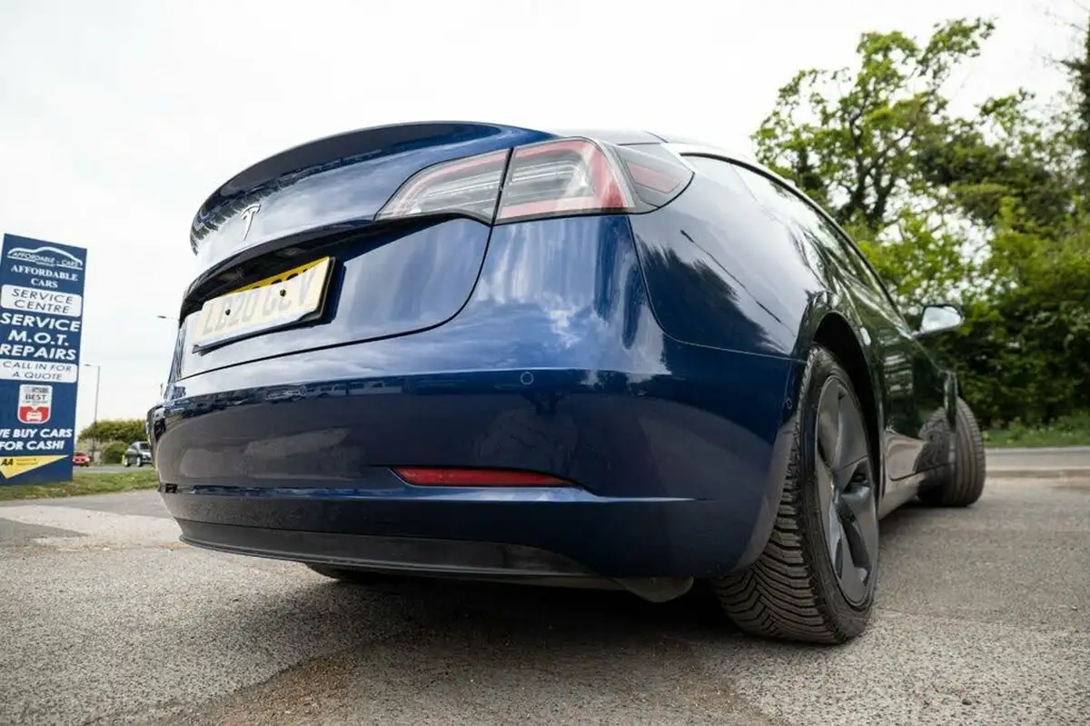 2020-tesla-model-3-e-standard-plus-big-36