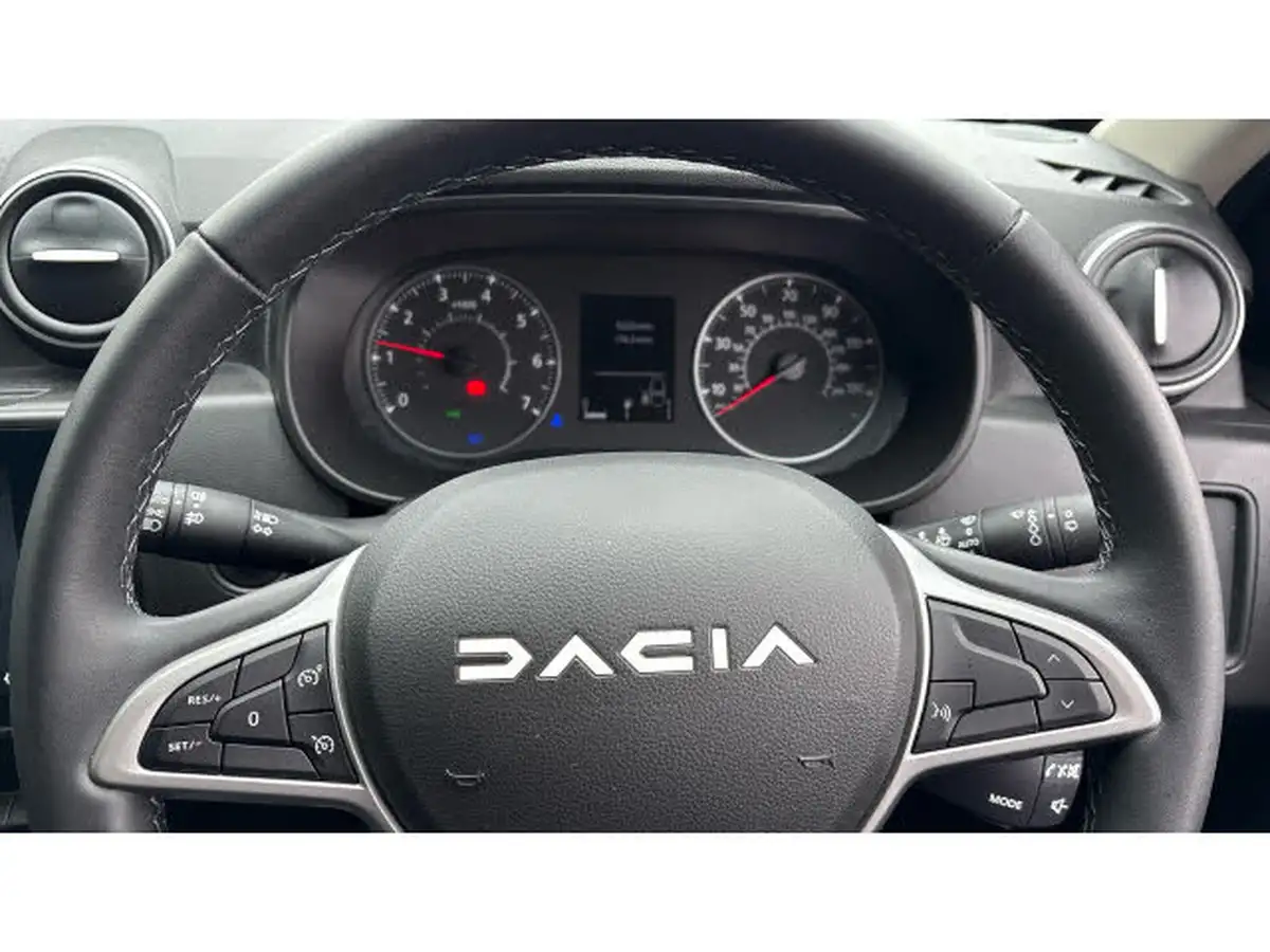 2023-dacia-duster-09-tce-journey-big-24