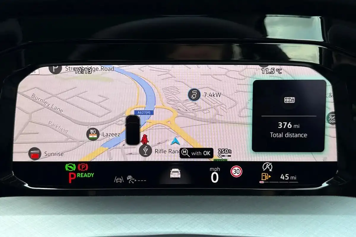 2025-volkswagen-golf-15-etsi-match-big-35