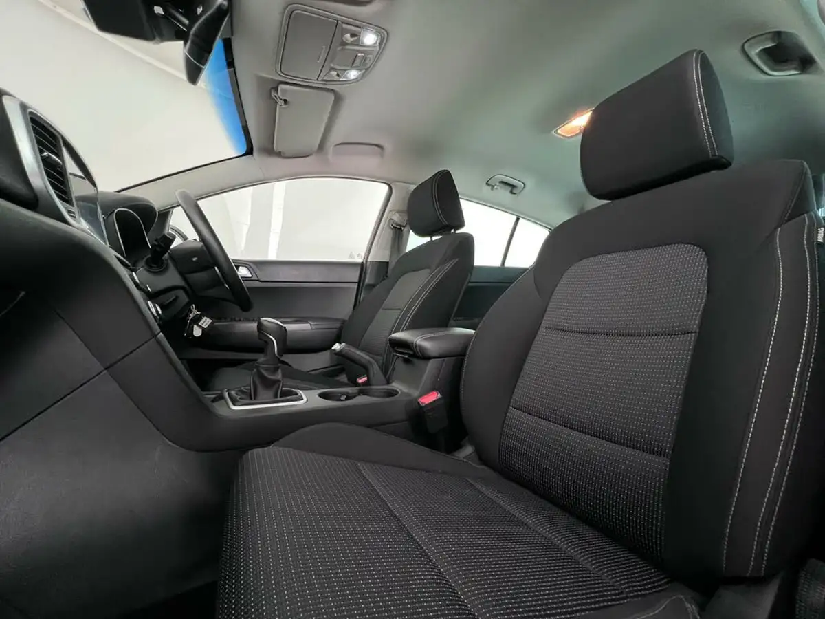 2021-kia-sportage-16-gdi-2-big-17