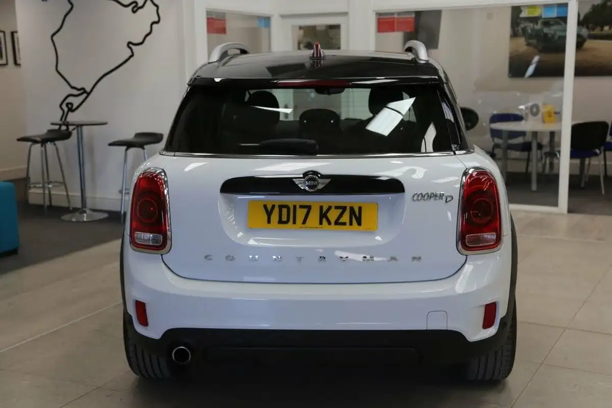 2017-mini-countryman-20td-cooper-d-ss-all4-big-5