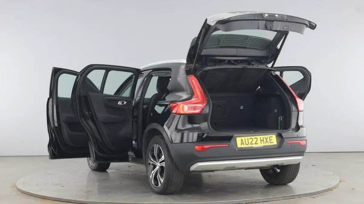 2022-volvo-xc40-15-t5-inscription-pro-big-10