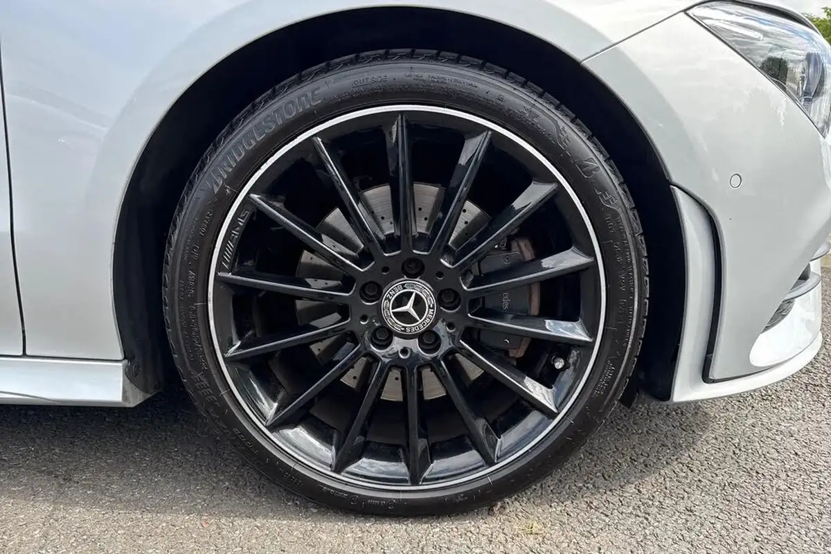 2023-mercedes-benz-cla-20d-cla-220d-amg-line-premium-plus-night-edition-coupe-4d-big-9