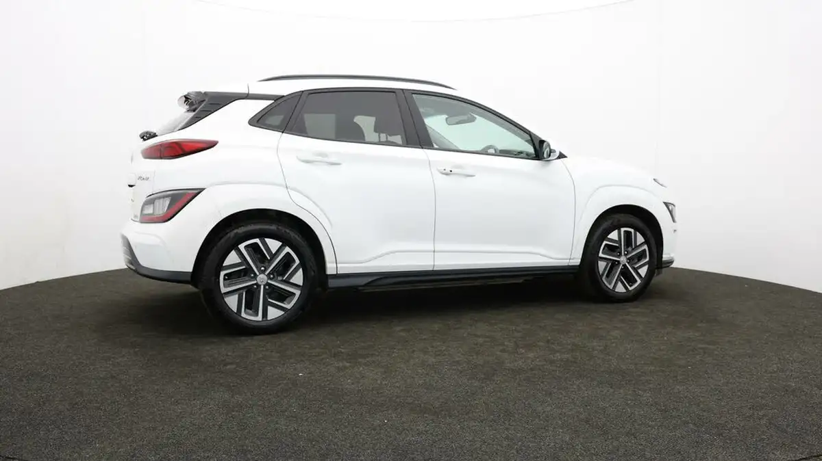 2022-hyundai-kona-e-premium-204ps-64kwh-7kw-obc-big-35