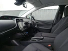 2019-toyota-prius-small-4