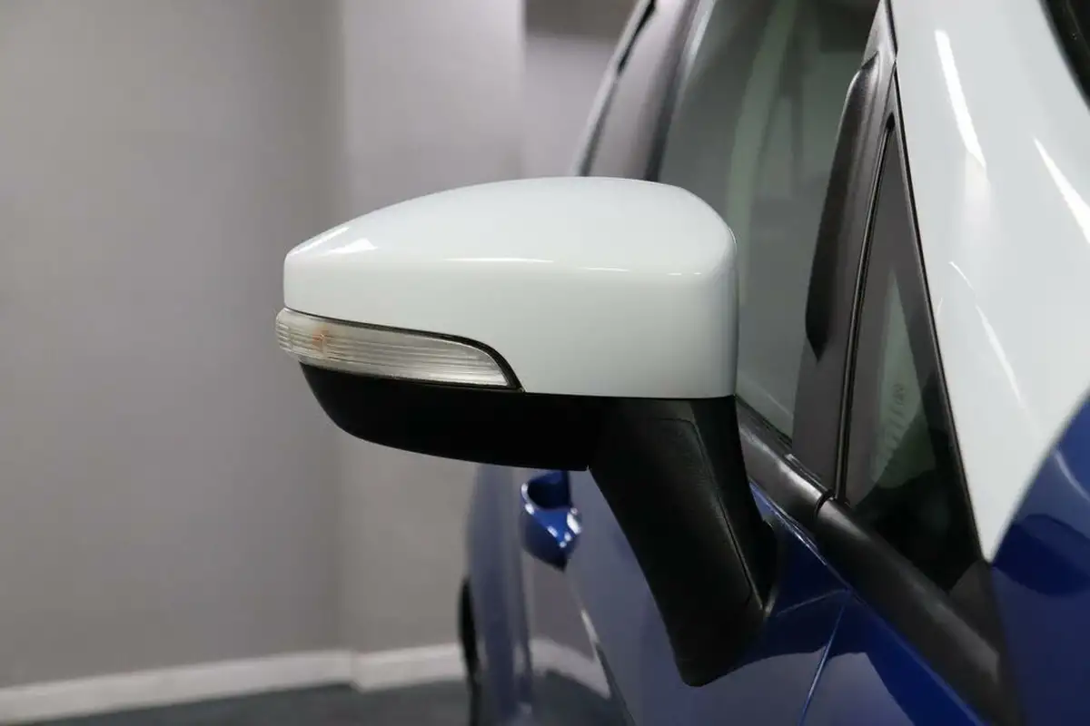 2018-ford-ecosport-10t-st-line-125ps-auto-big-32