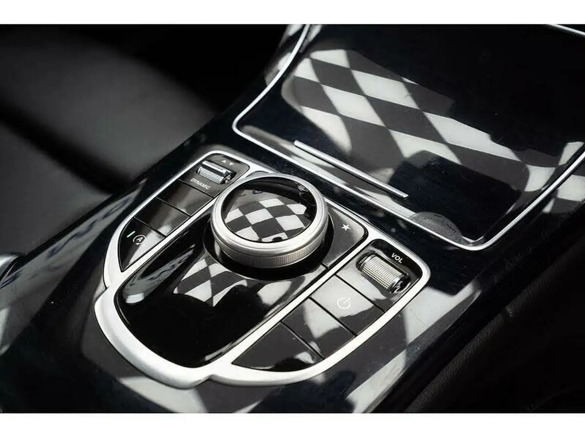 2017-mercedes-benz-c-class-20-c200-se-saloon-4d-9g-tronic-plus-big-40