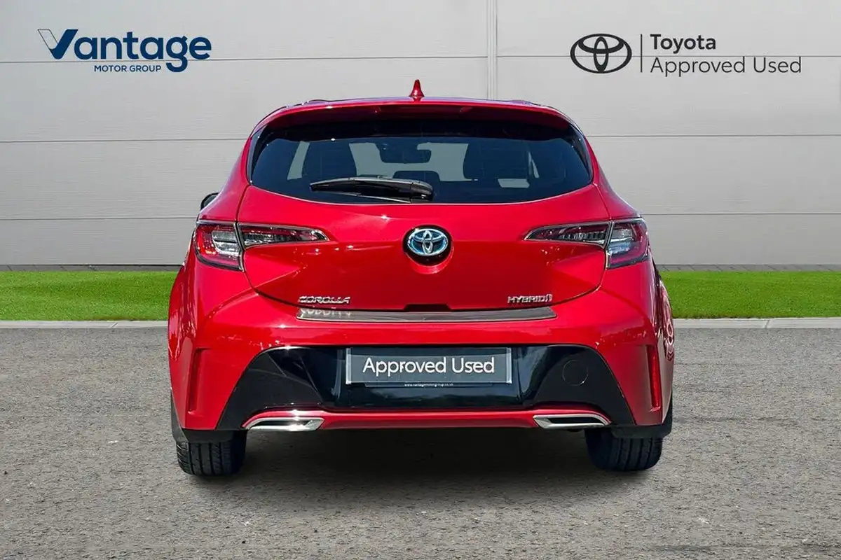 2020-toyota-corolla-20-vvt-i-design-spare-wheel-hatchback-big-3