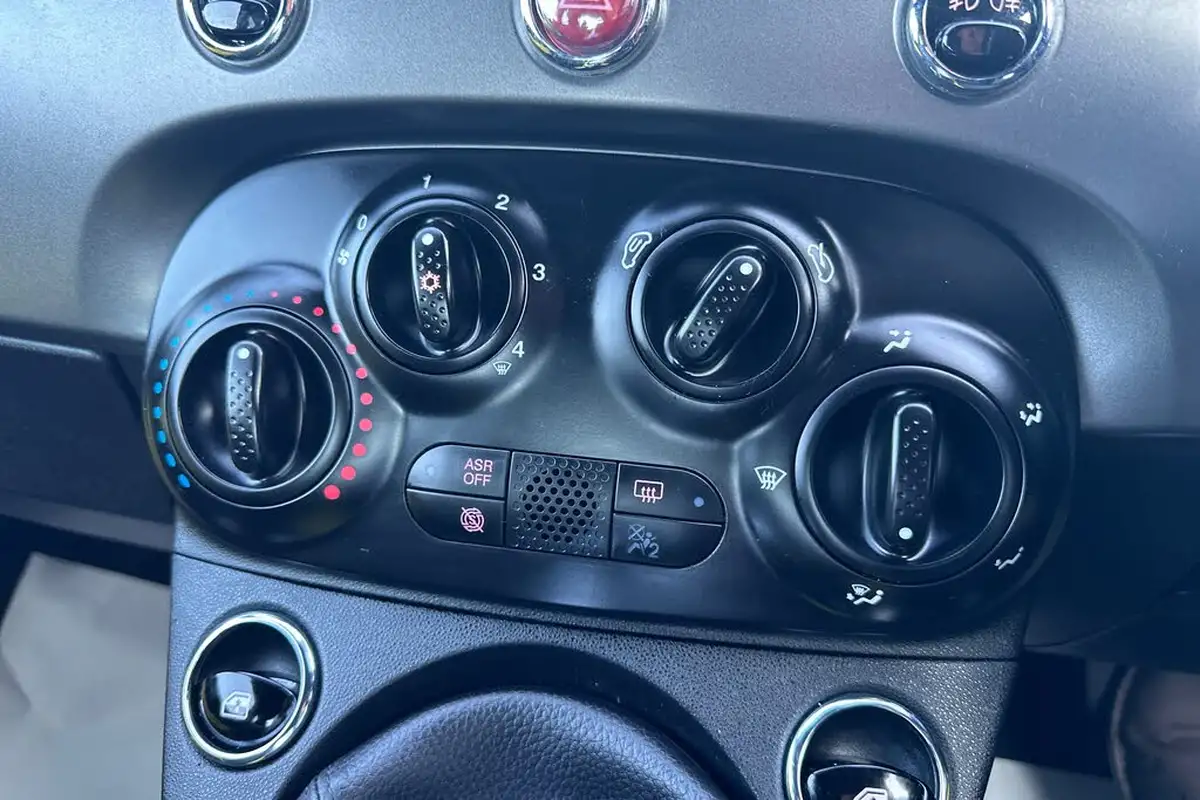 2017-fiat-500-12-s-big-31