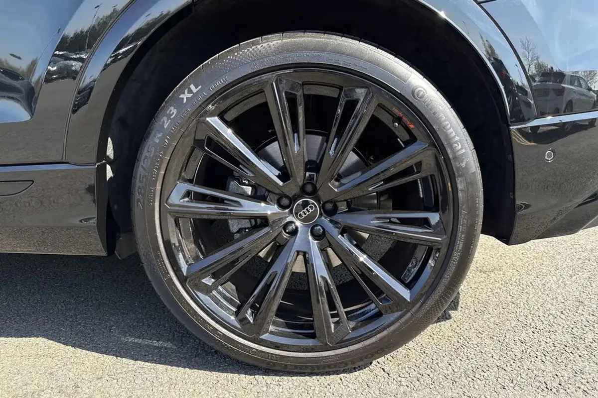 2025-audi-q8-30-50-tdi-black-edition-big-11