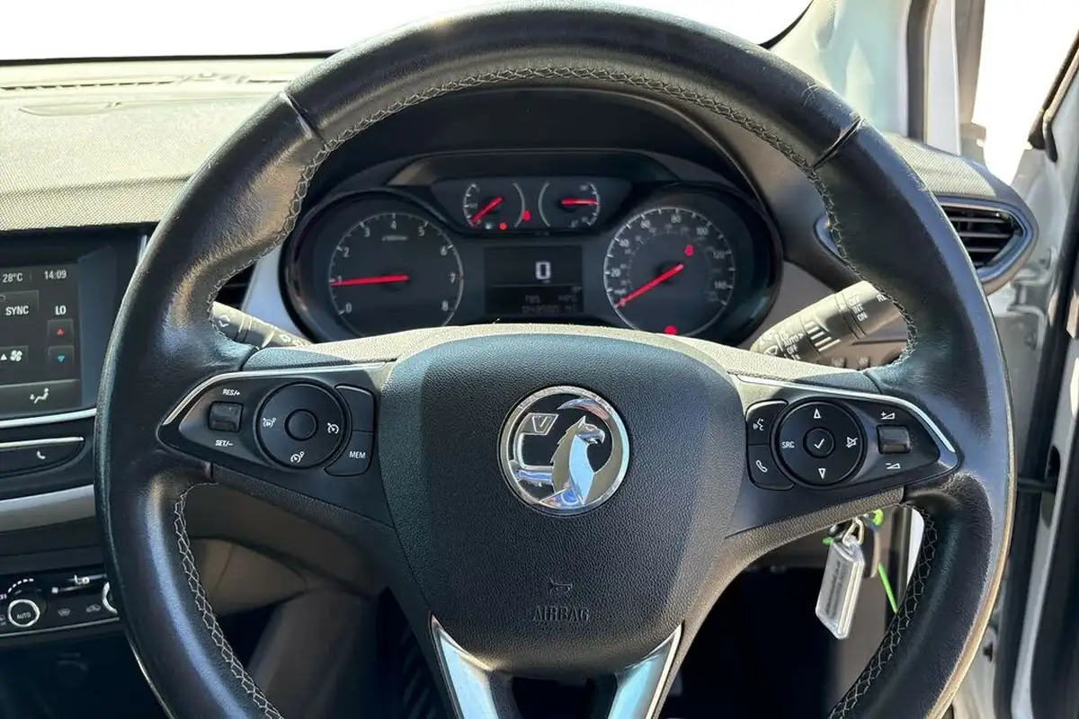 2019-vauxhall-crossland-x-12i-se-big-12