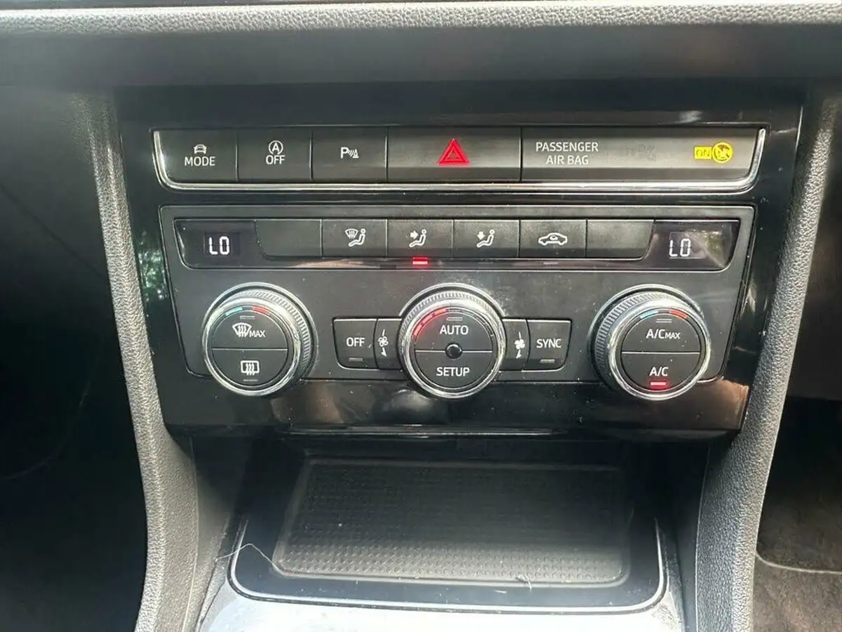 2019-seat-leon-15-tsi-evo-fr-130ps-ss-estate-big-28
