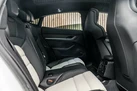 2022-porsche-taycan-e-turbo-s-small-40