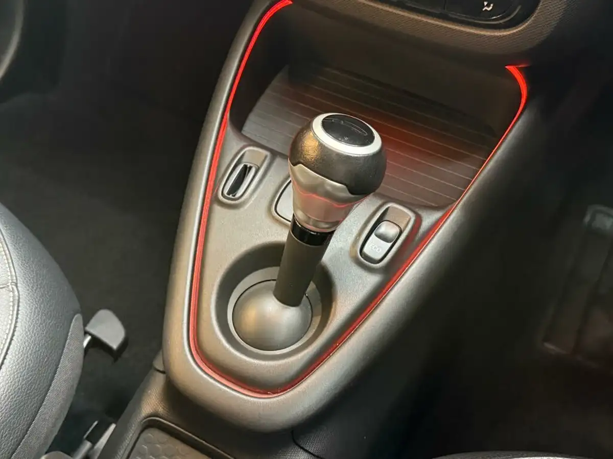 2020-smart-fortwo-eq-edition-one-coupe-big-12