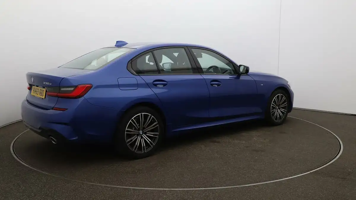 2019-bmw-3-series-20-330e-m-sport-plus-pack-big-51