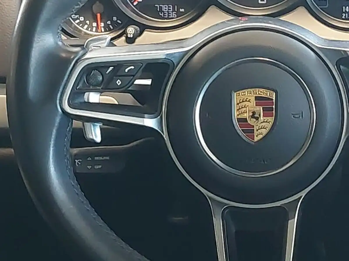 2015-porsche-cayenne-30td-big-9