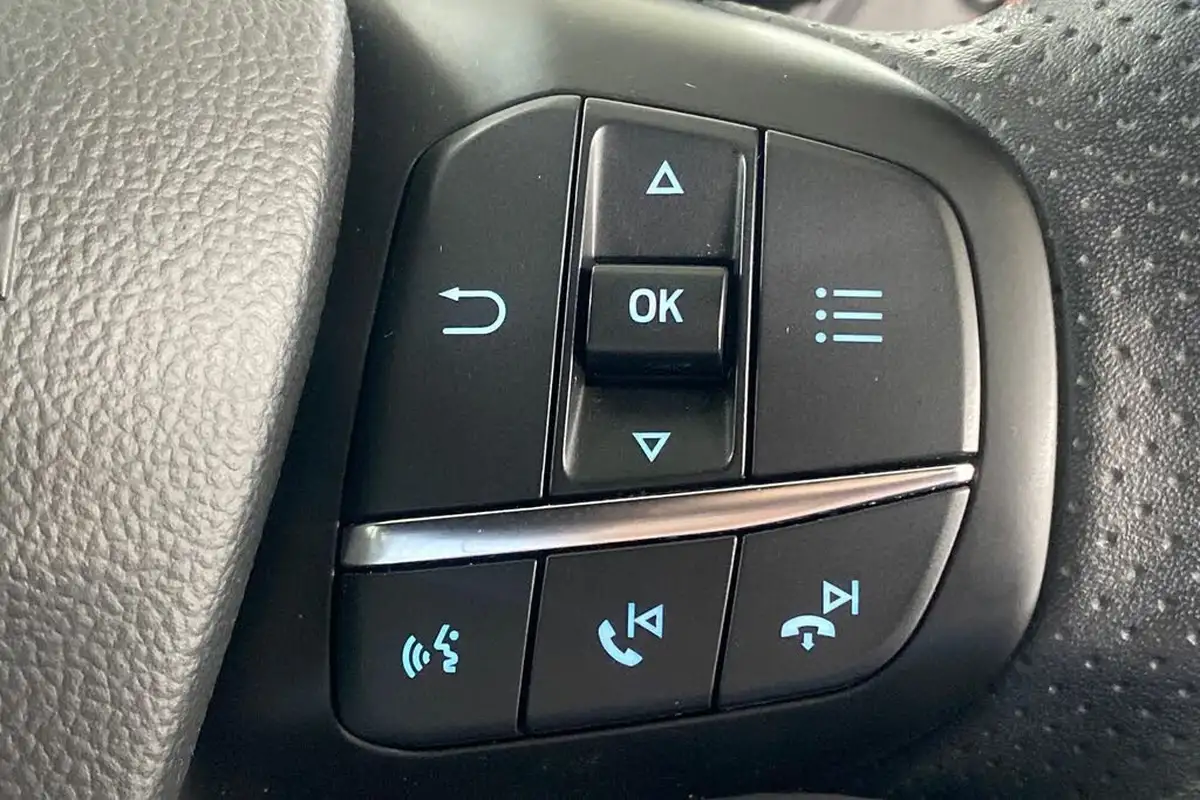2020-ford-focus-10t-st-line-x-edition-155ps-hybrid-mhev-hatchback-big-38