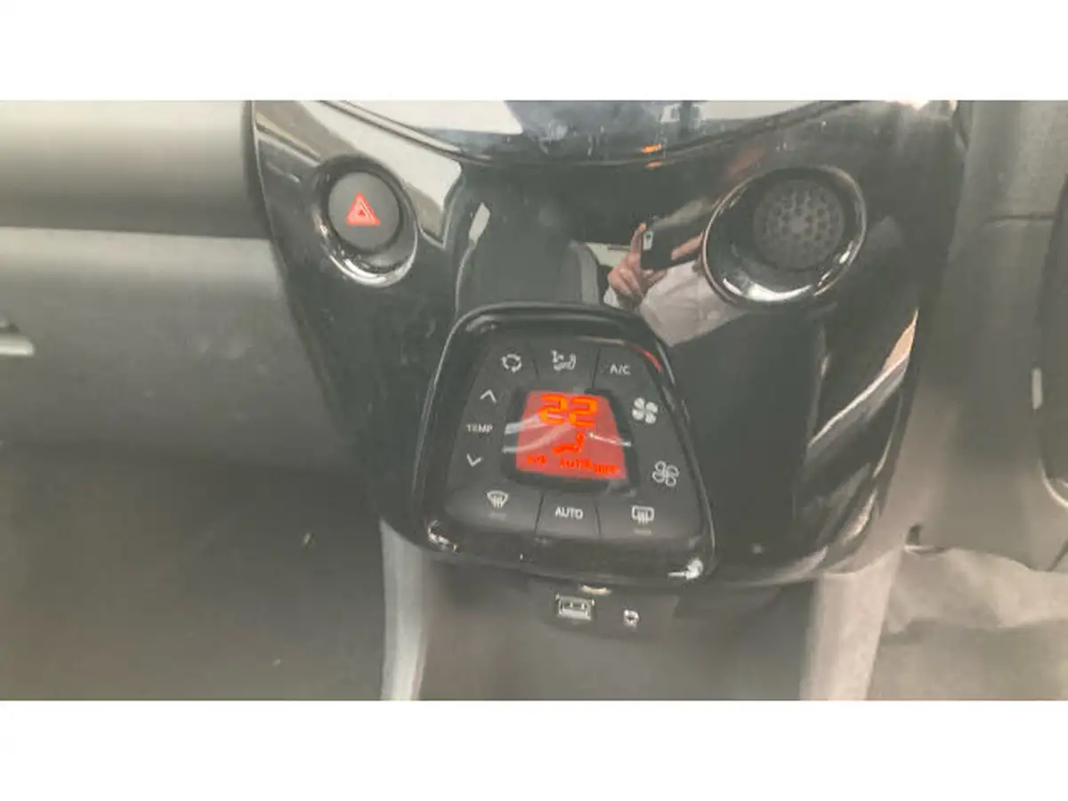2021-toyota-aygo-10-vvt-i-x-trend-tss-x-shift-big-22