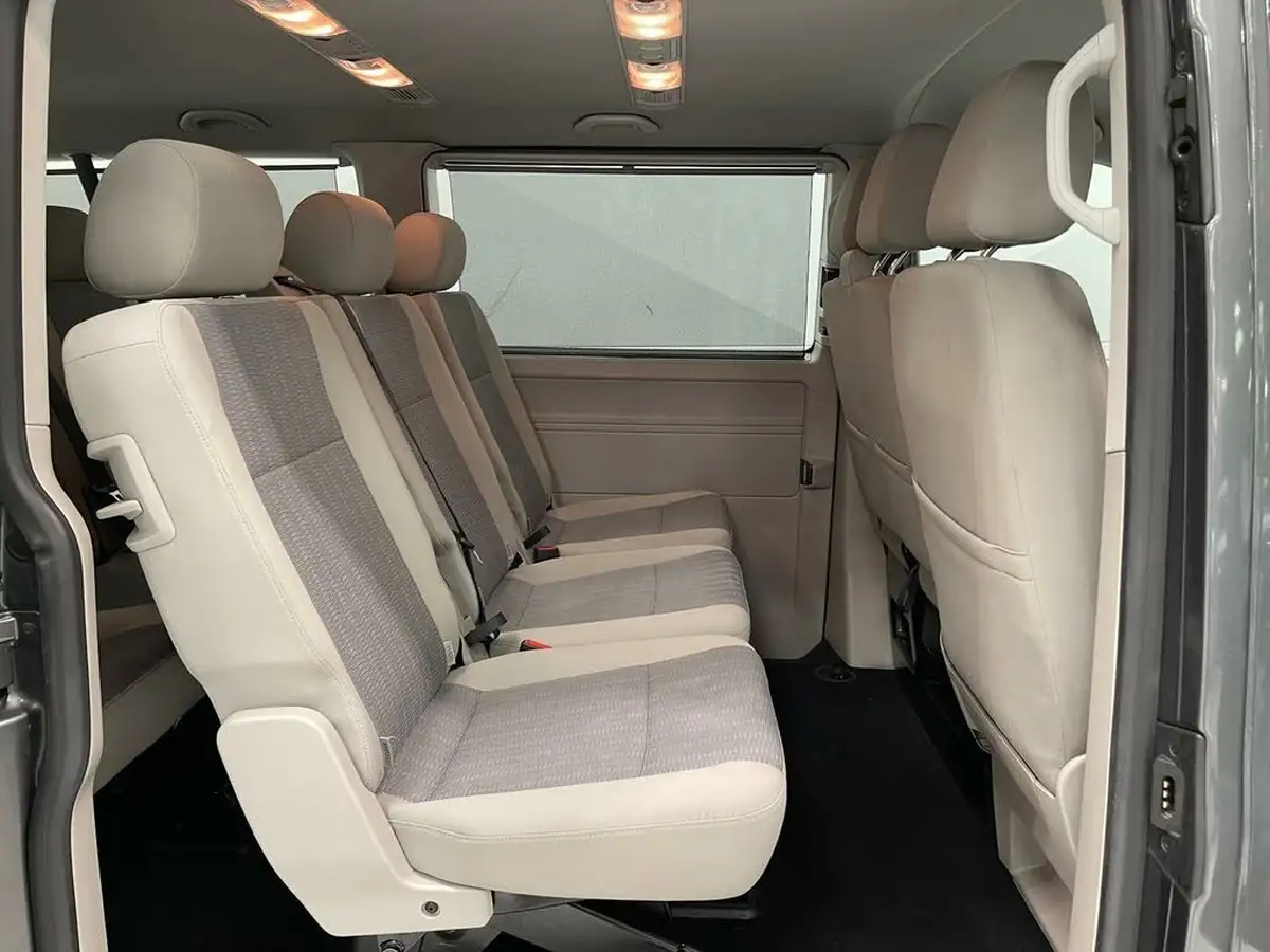 2018-volkswagen-transporter-shuttle-20tdi-t32-s-bmt-swb-150pseu6-dsg-big-24