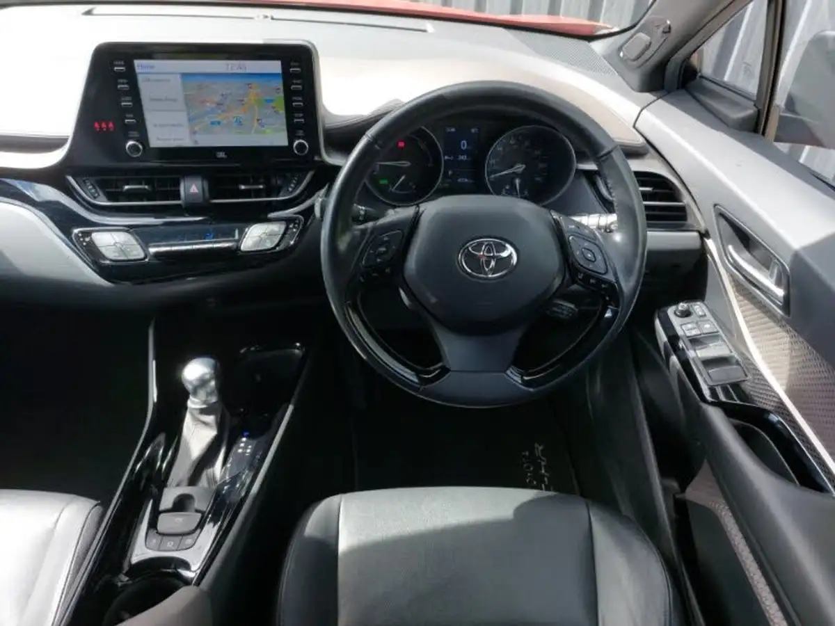 2020-toyota-c-hr-20-vvt-i-orange-edition-big-6
