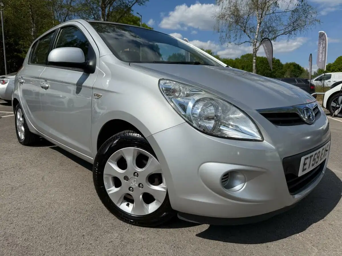 2010-hyundai-i20-14-comfort-5d-big-20