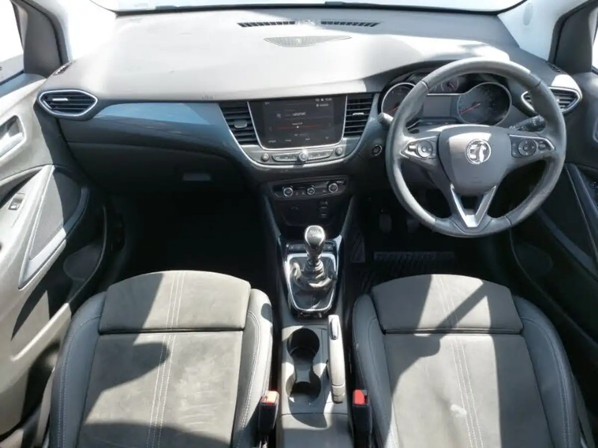 2022-vauxhall-crossland-12-ultimate-130ps-big-2