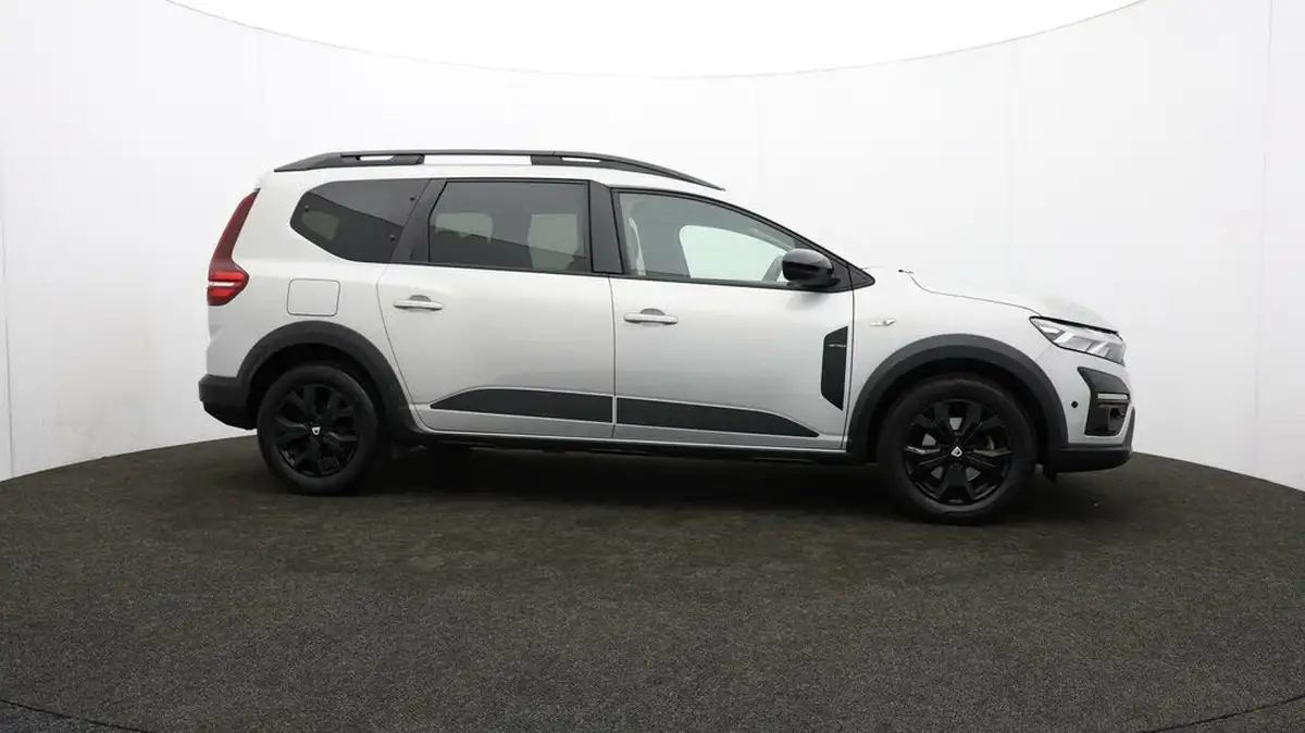 2022-dacia-jogger-10-tce-extreme-se-big-32