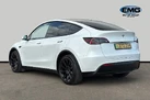 2022-tesla-model-y-e-long-range-small-4