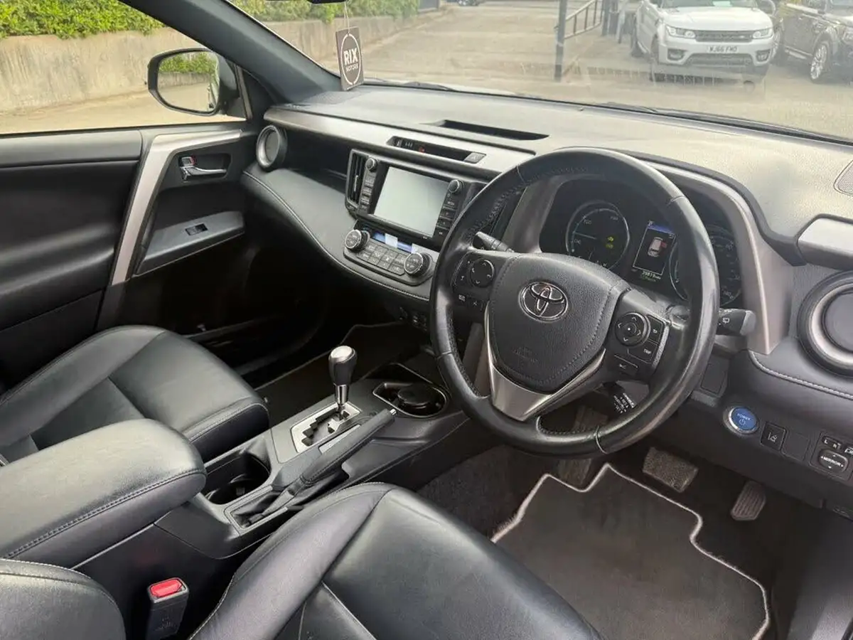 2019-toyota-rav4-25-excel-awd-big-16