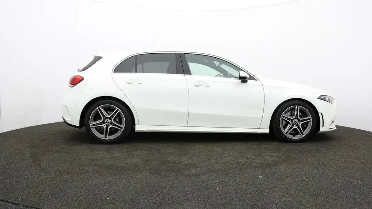 2019-mercedes-benz-a-class-20-a250-amg-line-premium-hatchback-5d-big-38
