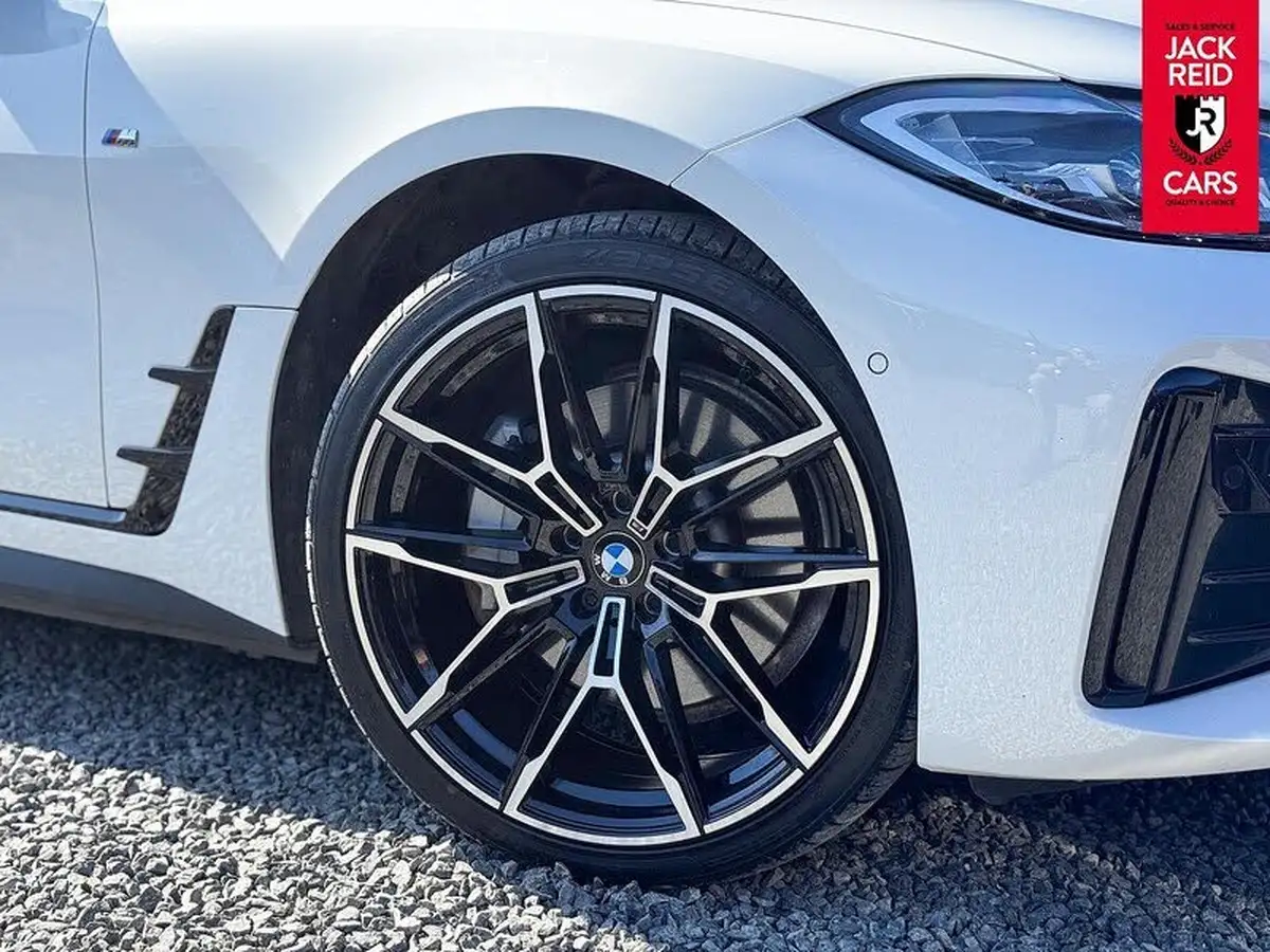 2022-bmw-i4-e-edrive40-m-sport-big-9
