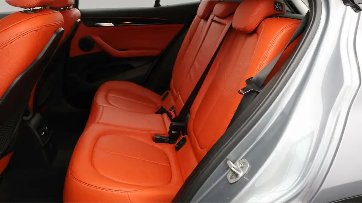 2021-bmw-x2-20-xdrive20i-sport-big-15