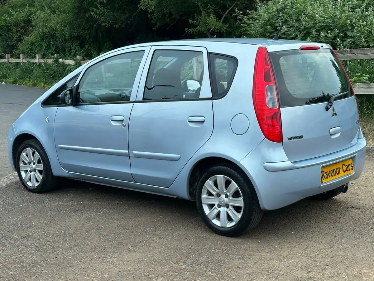 2007-mitsubishi-colt-15td-cz2-amt-big-8