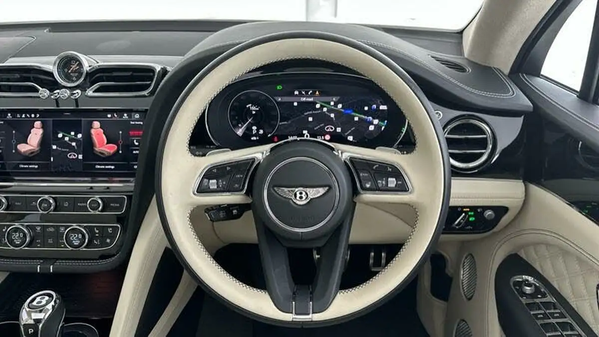 2023-bentley-bentayga-40-v8-big-42