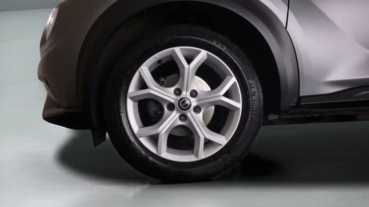 2021-nissan-juke-10-dig-t-n-connecta-big-16