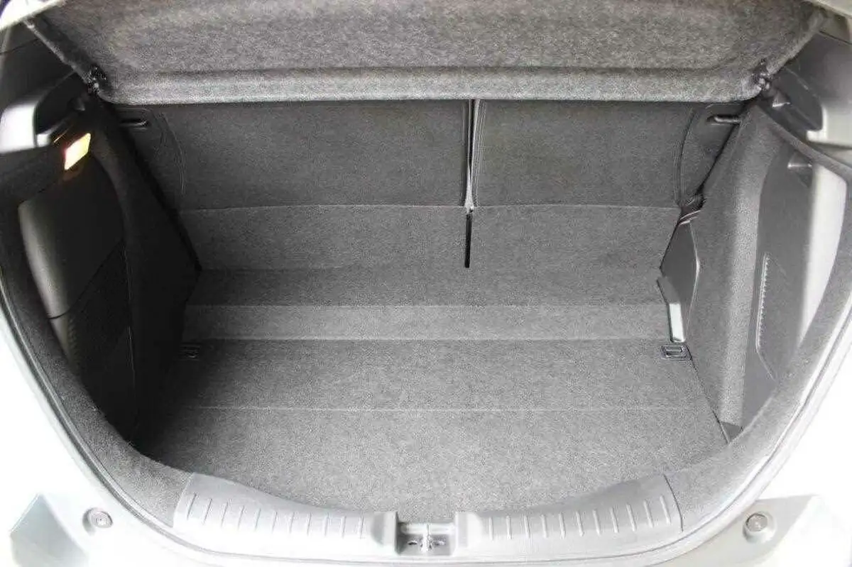 2020-honda-jazz-15-i-mmd-crosstar-ex-big-28