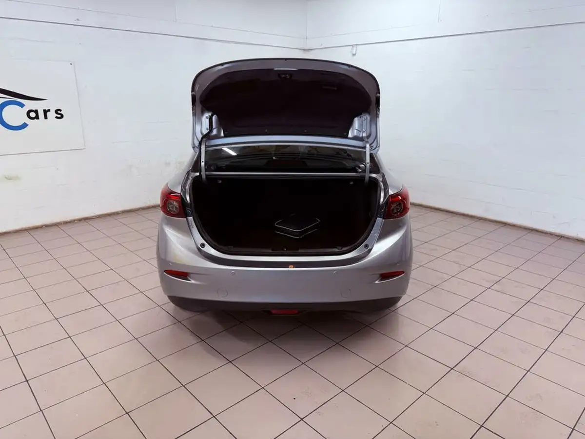 2014-mazda-mazda3-20-sport-nav-120ps-fastback-4d-big-29
