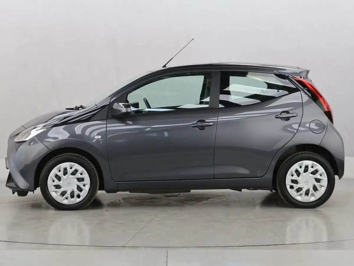 2021-toyota-aygo-10-vvt-i-x-play-tss-big-5