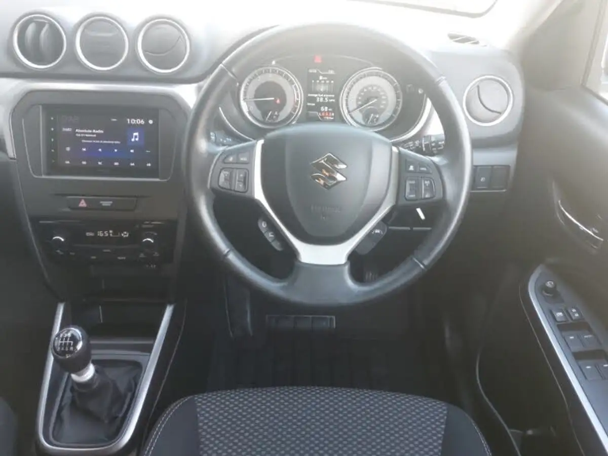 2022-suzuki-vitara-14-boosterjet-sz-t-big-6