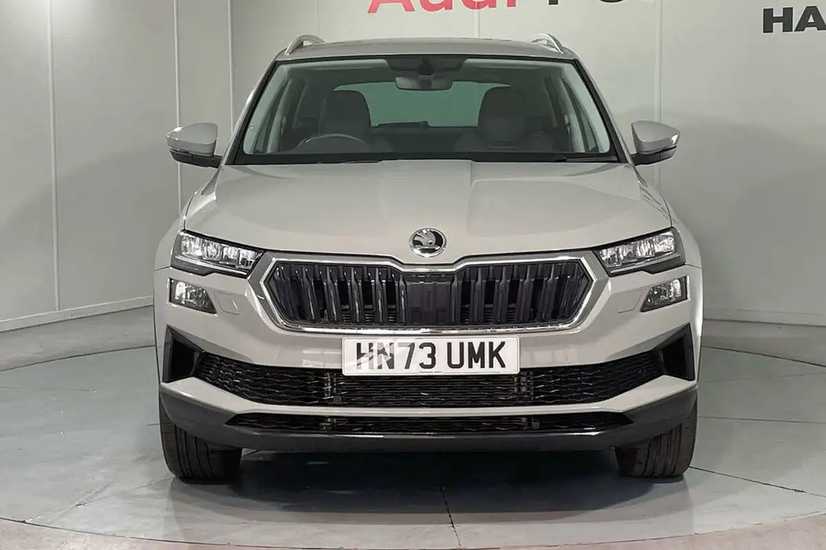 2023-skoda-karoq-15-tsi-se-l-dsg-big-11