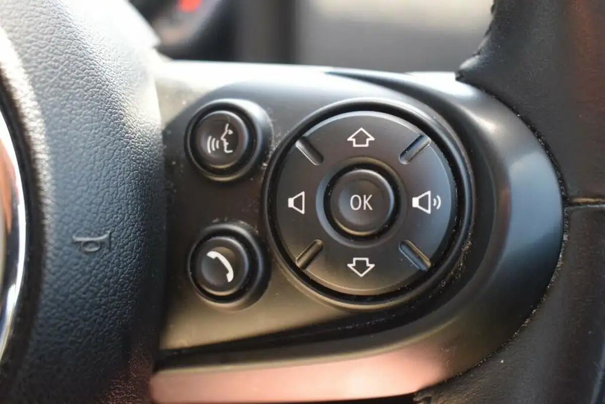 2019-mini-countryman-20-cooper-s-classic-auto-big-26