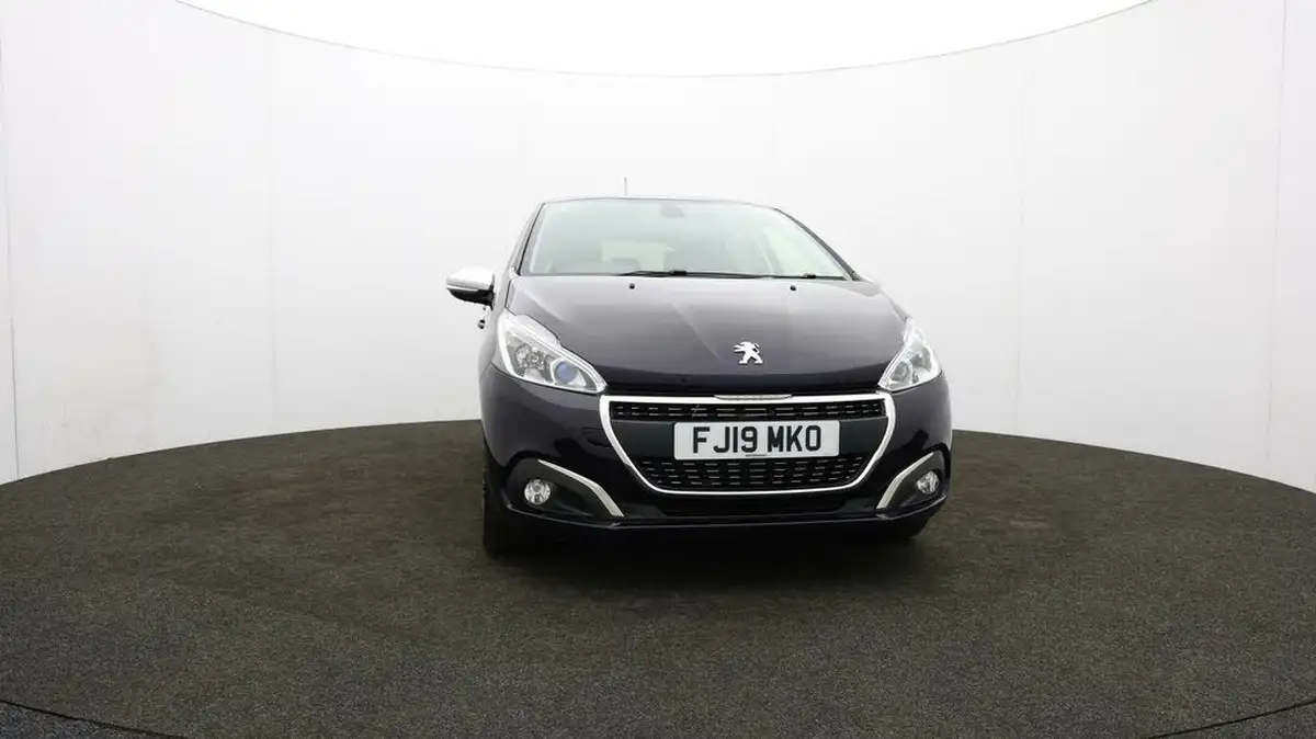 2019-peugeot-208-12-puretech-signature-big-52