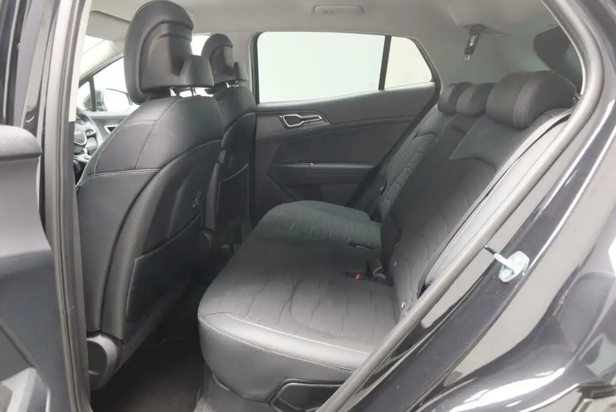 2024-kia-sportage-16-t-gdi-3-207bhp-hev-auto-big-14