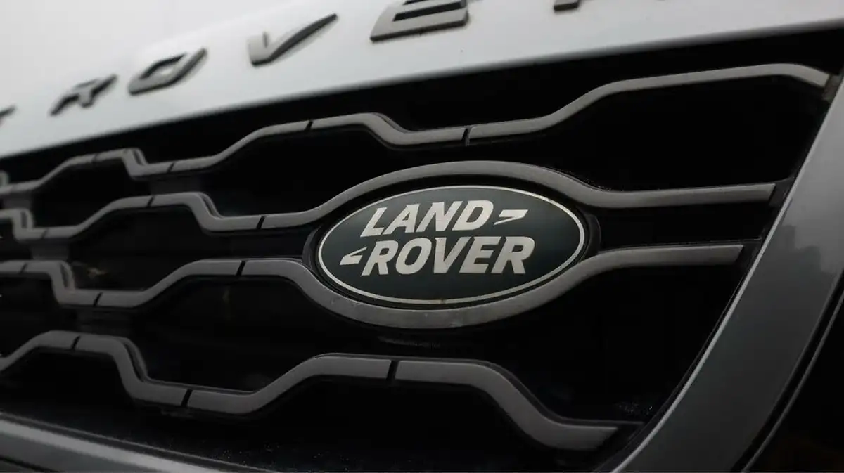2021-land-rover-range-rover-evoque-15-p300e-r-dynamic-hse-big-20