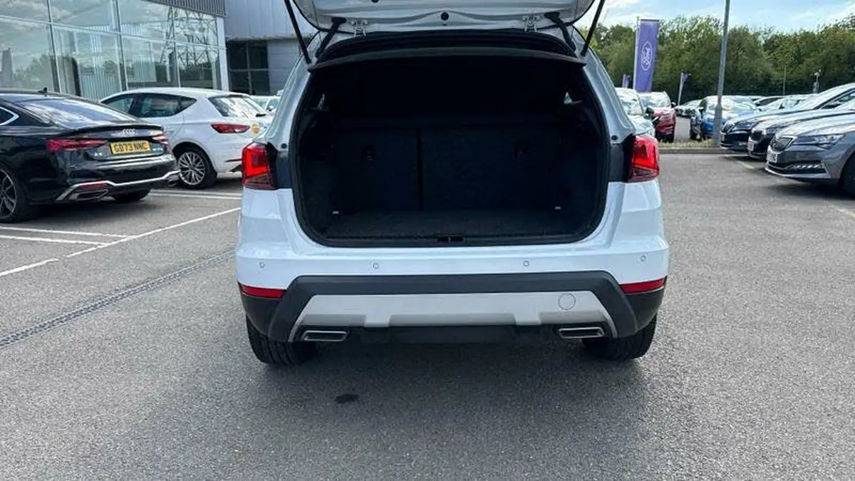 2019-seat-arona-10-tsi-fr-sport-ss-big-31