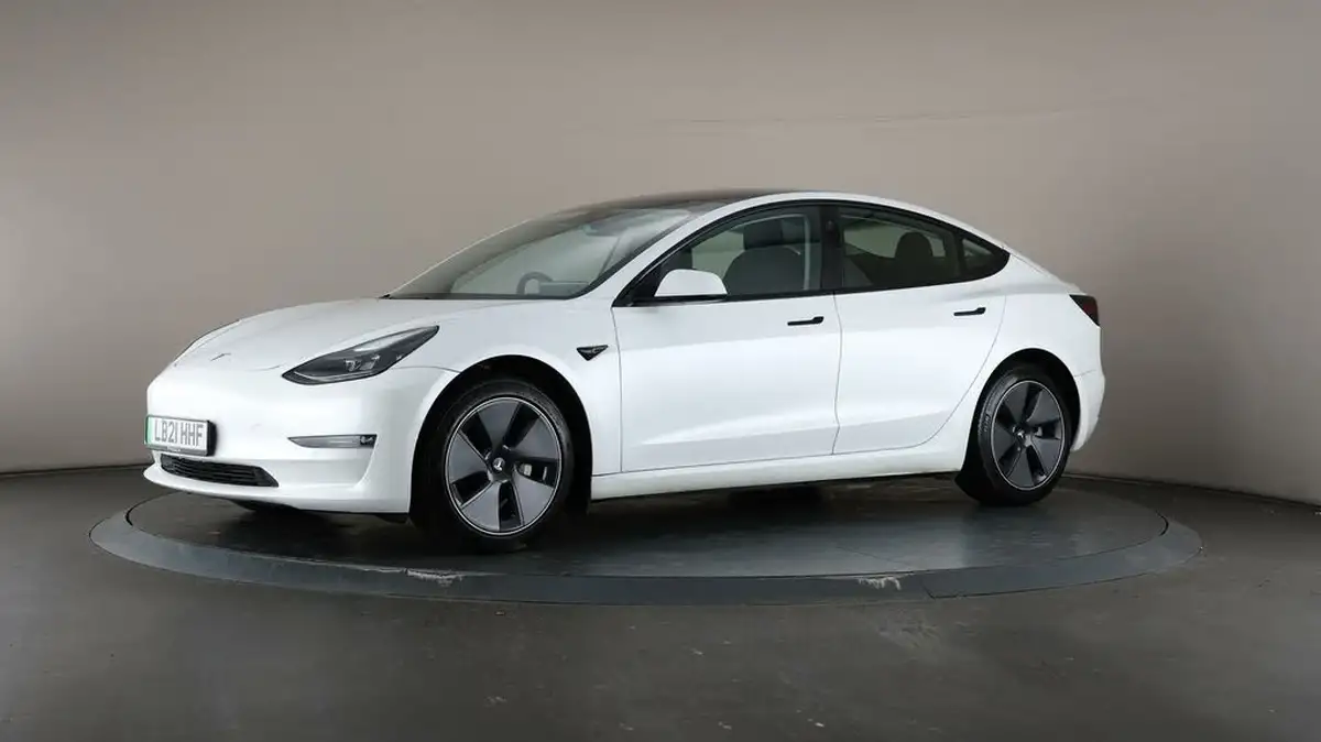 2021-tesla-model-3-e-long-range-4x4-big-41